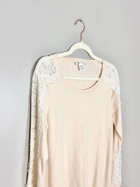 M - Motherhood Peach Lace Sweater