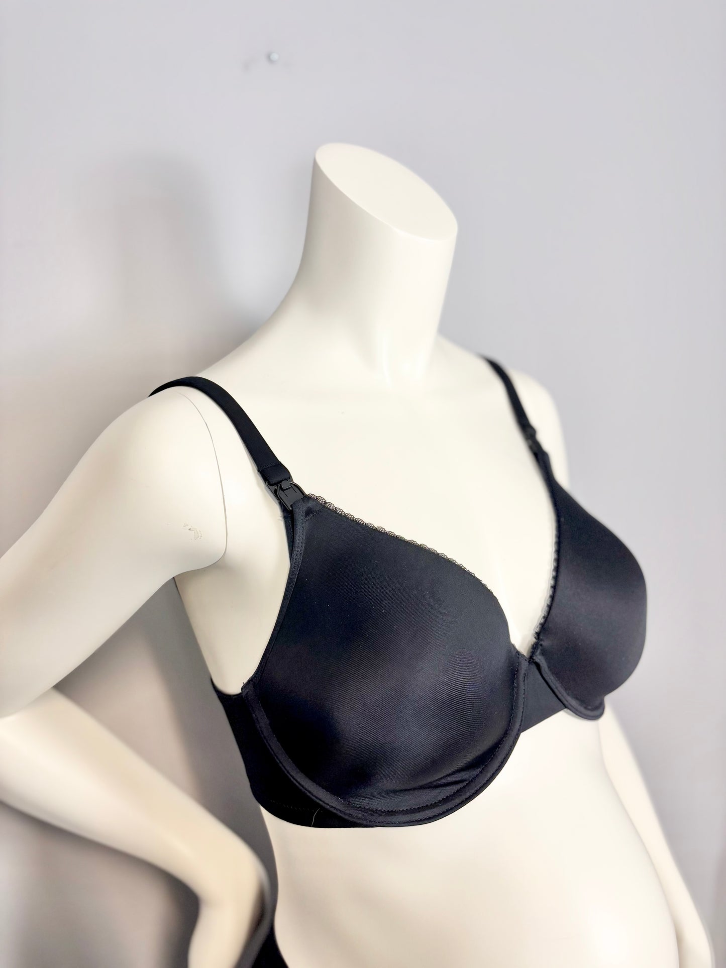 Size 34DD/M - Gratlin Black Nursing Bra