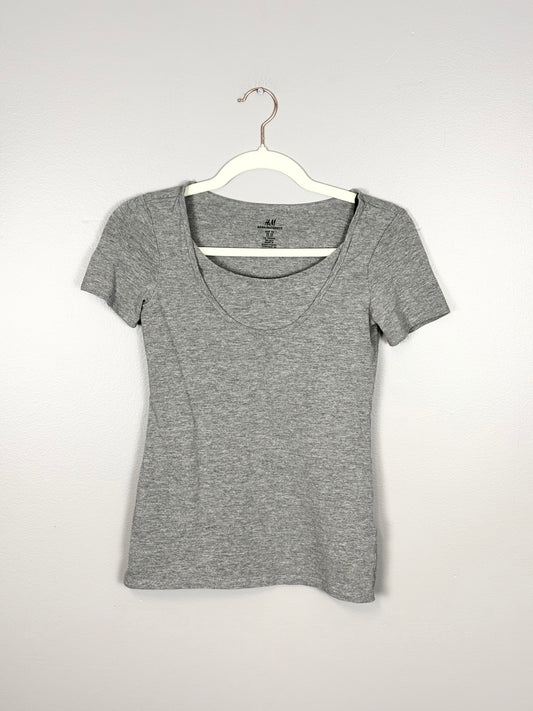 XS - H & M Grey Nursing Shirt