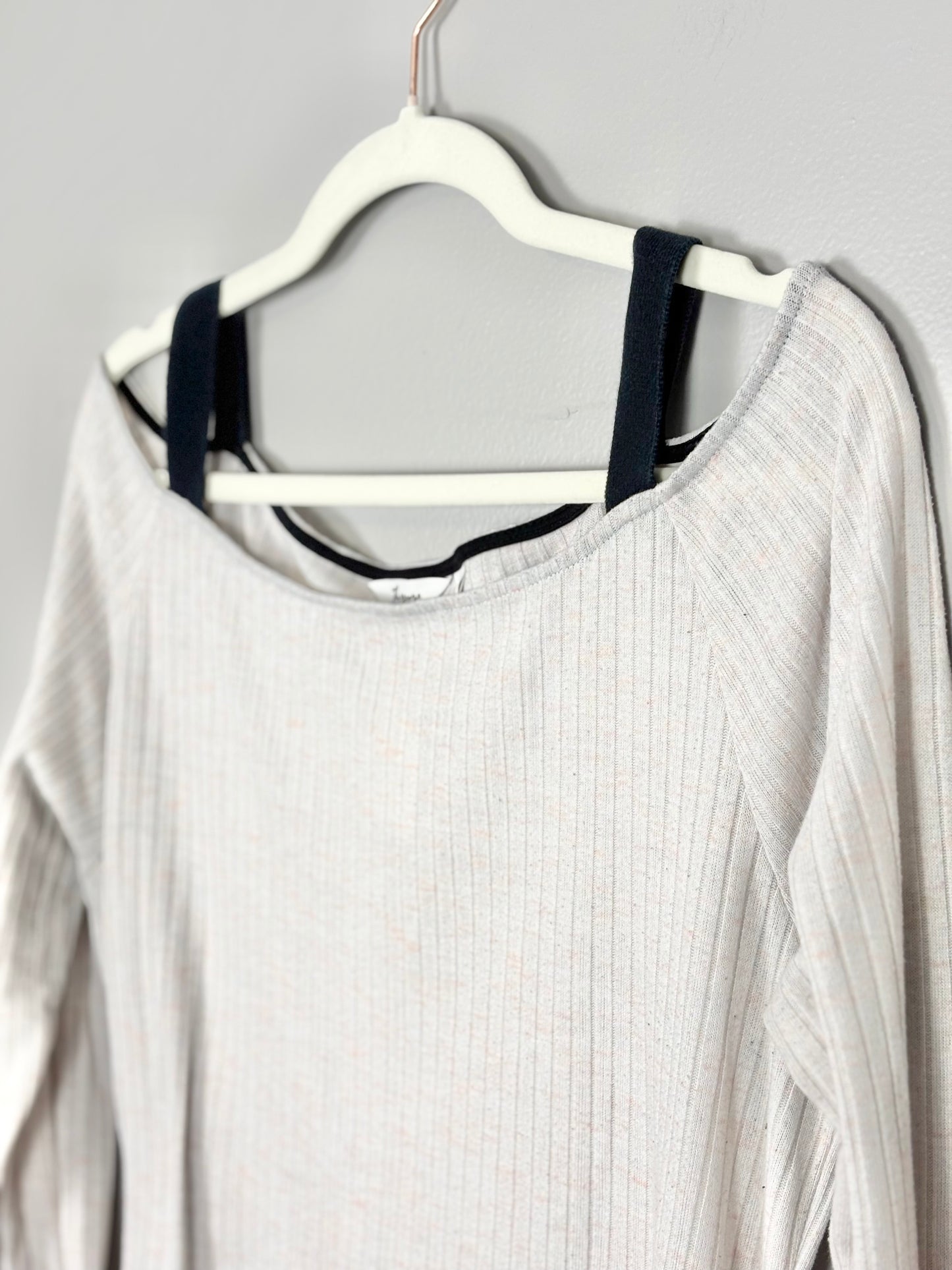 XL - Thyme Off-The-Shoulder Shirt