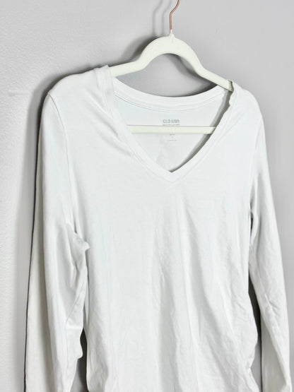 L - Old Navy White Basic Long-Sleeve Top