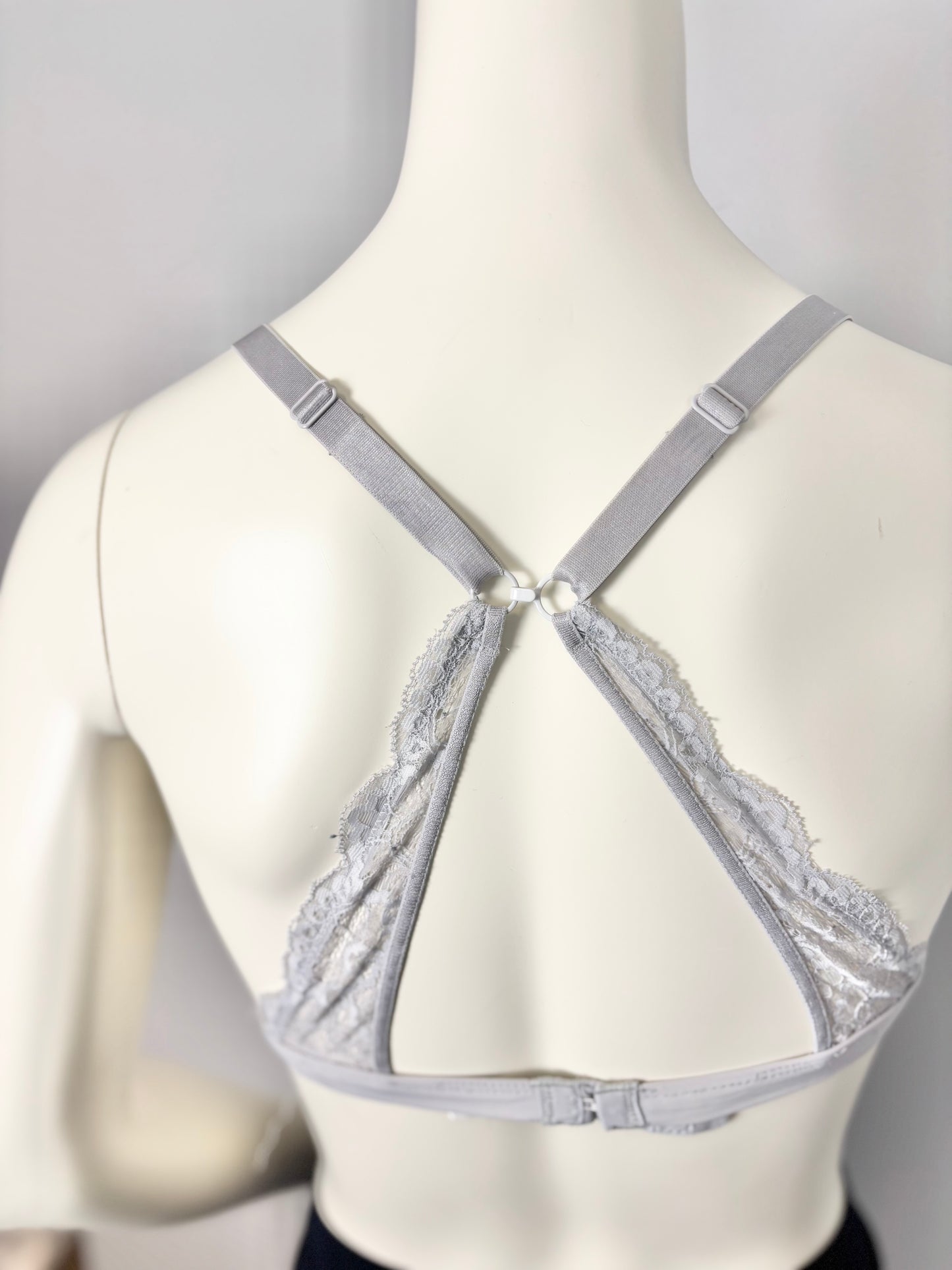 L - Unknown Brand Convertible Grey Nursing Bra