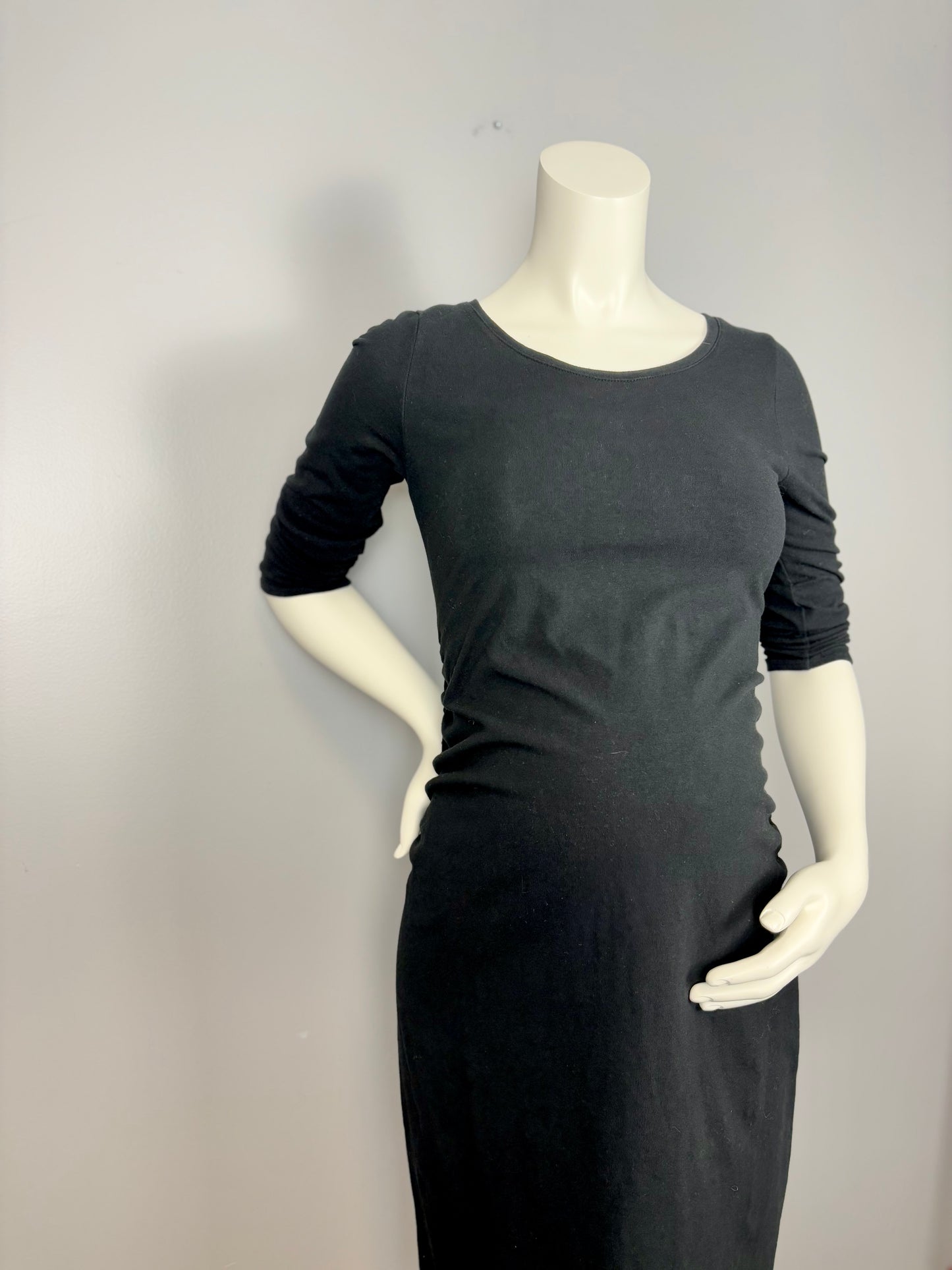 S - Liz Lange Black Bodycon Dress