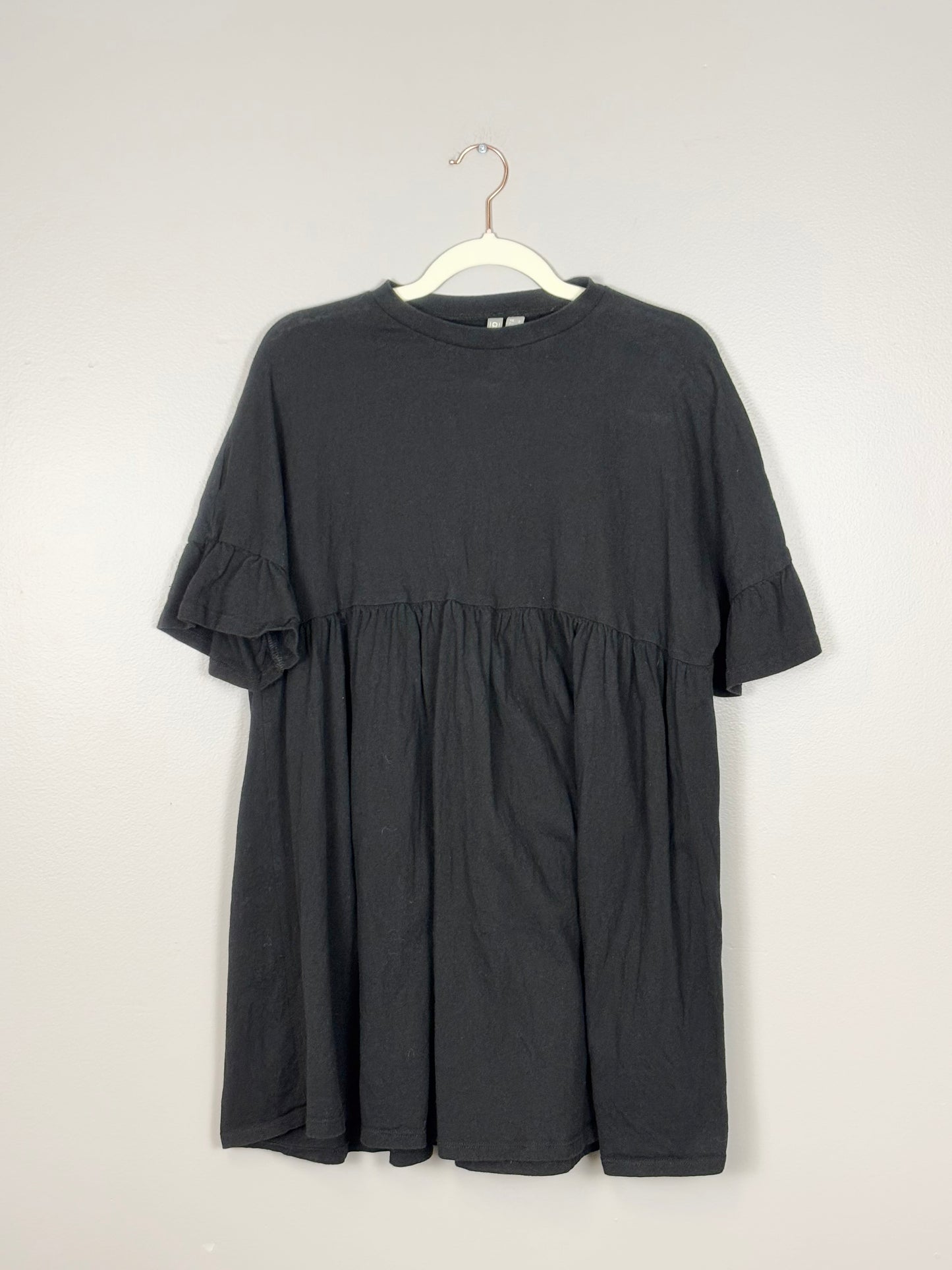 Size 4/S - Asos Black Ruffle Sleeve Dress