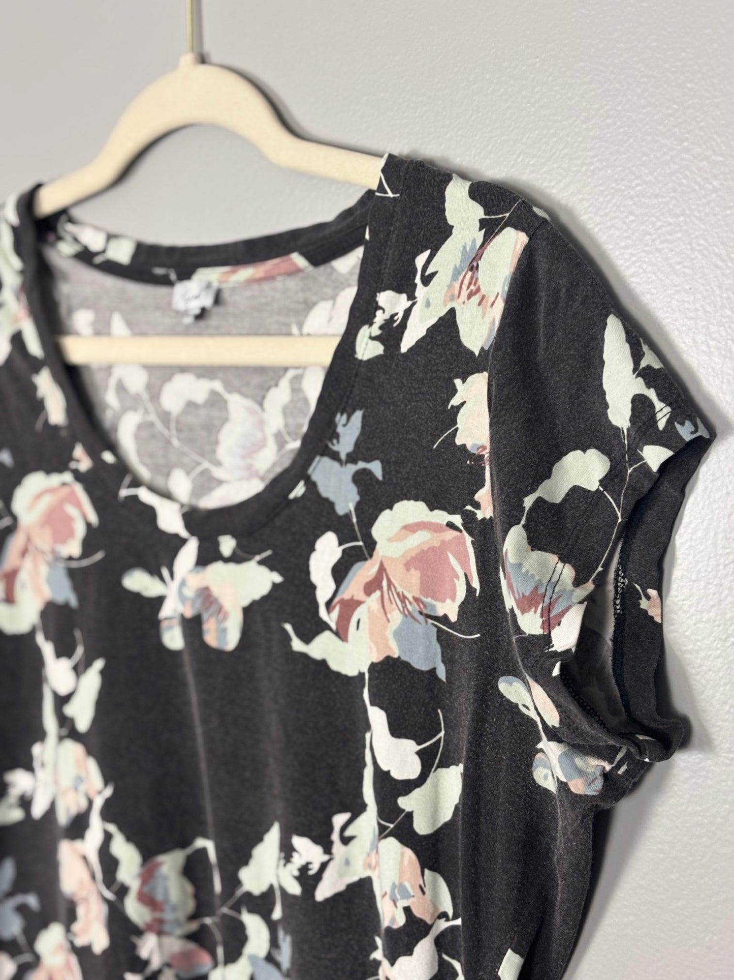 XL - Kismet Grey Floral Shirt