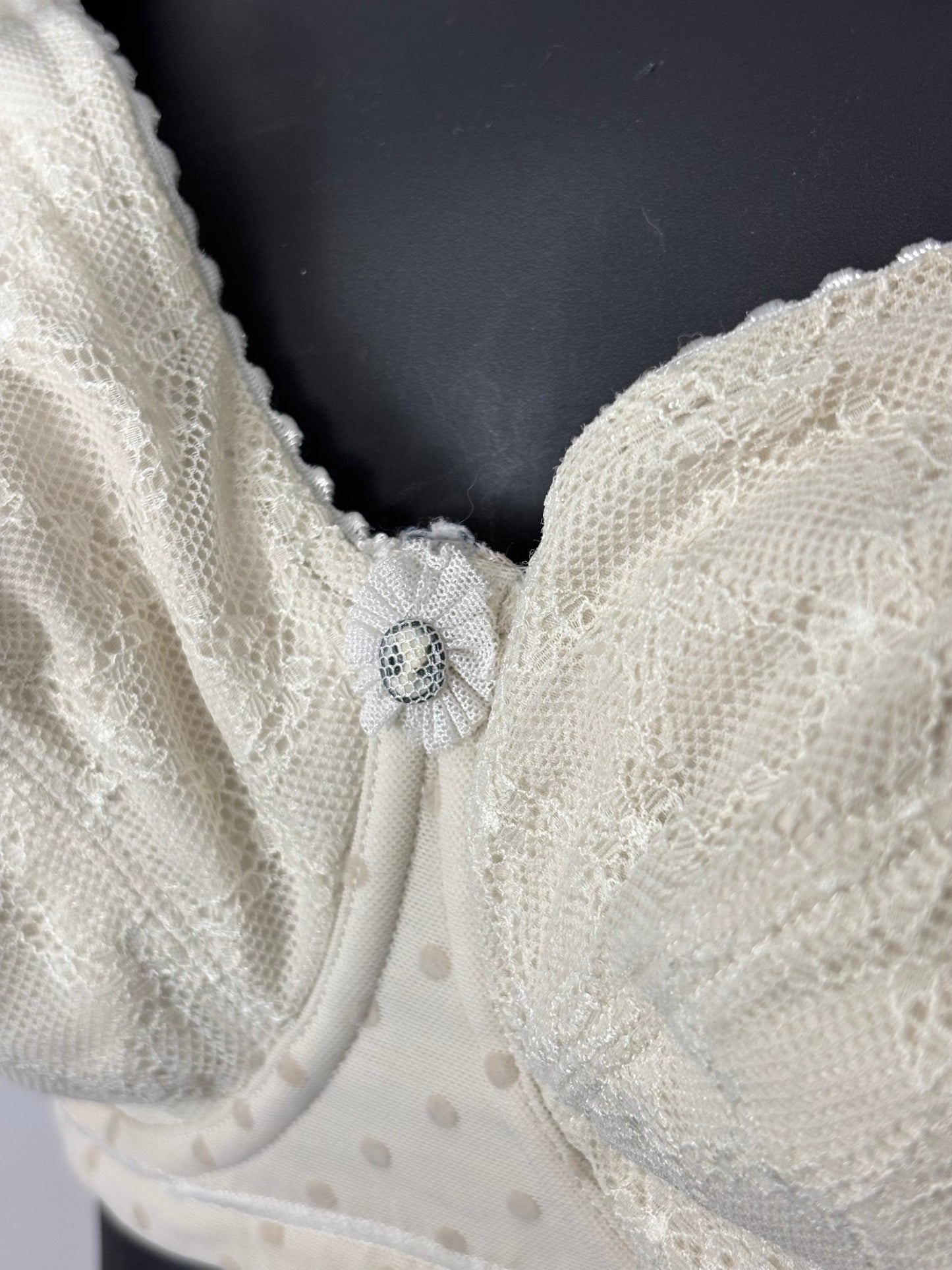 32K - Cake Taffy Busty Nursing Bra