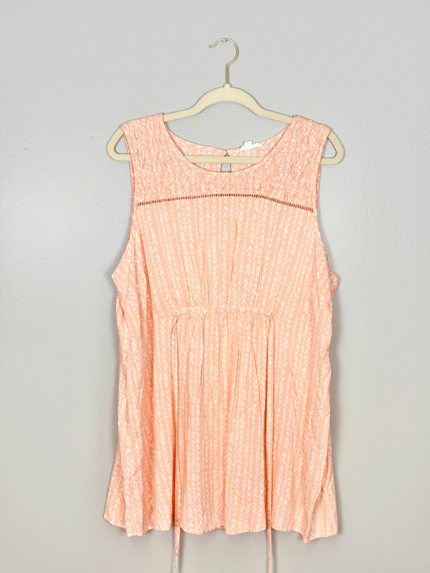 XL - Thyme Tie-Waist Pink Arrowhead Sleeveless Top