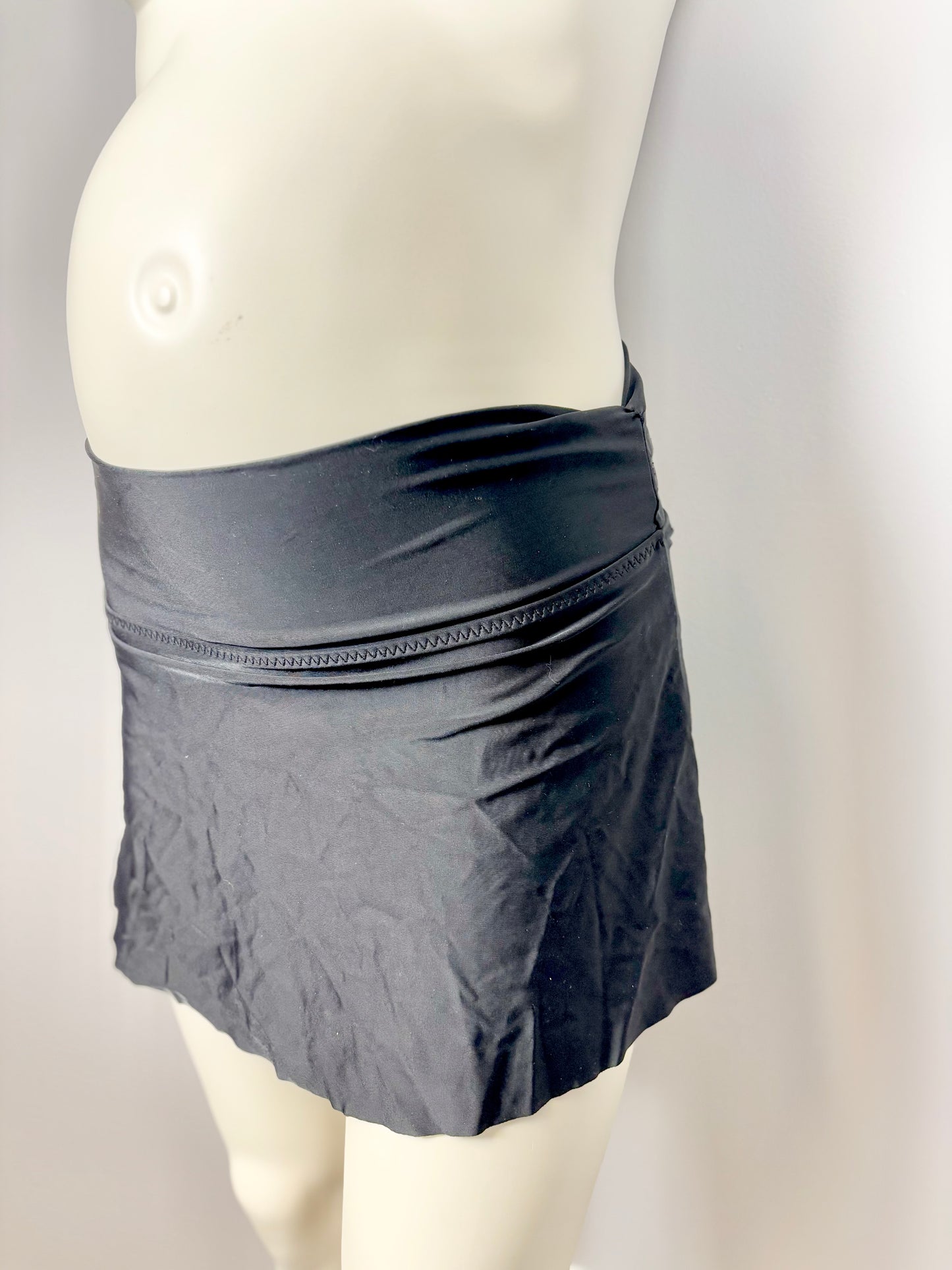 XS - Thyme Black Swim Skirt