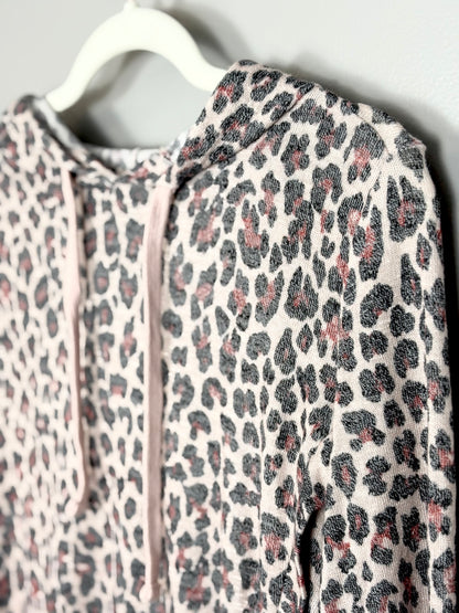 S - George Light Pink Leopard Nursing Sweater