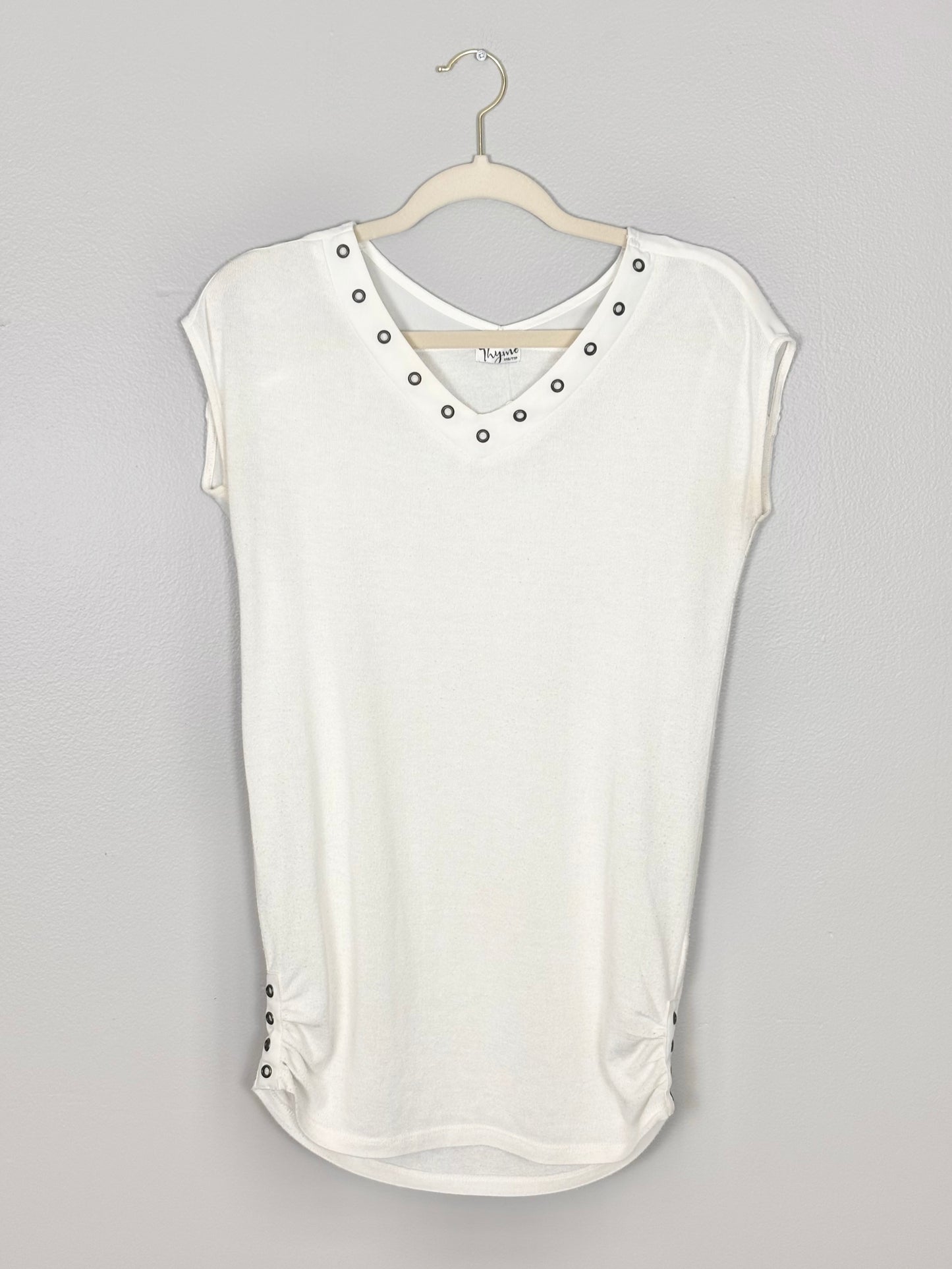 XS - Thyme Cream Sleeveless Blouse