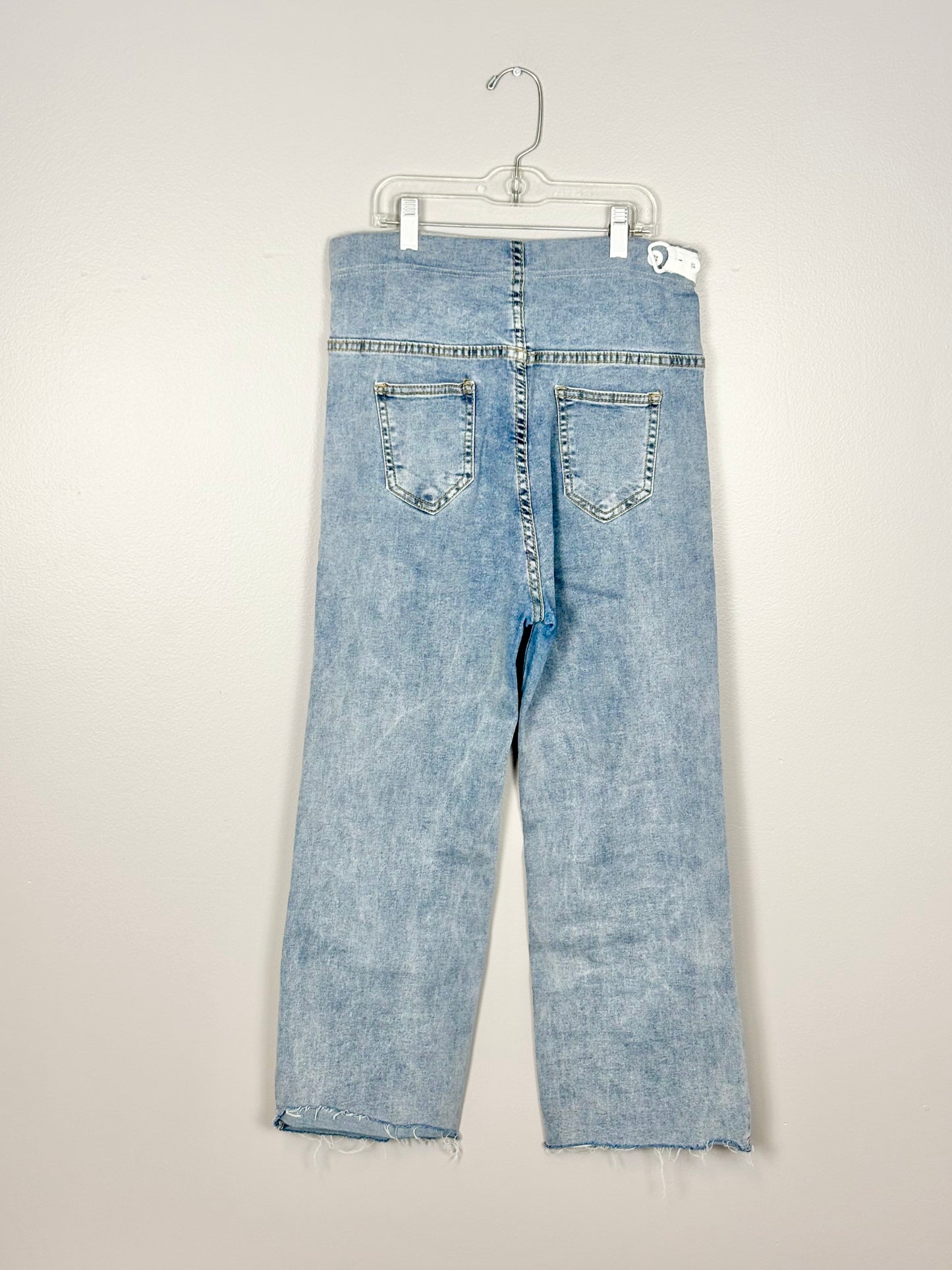 XS/S - Unknown Brand Light-Wash Jeans w/Adjustable Waistband