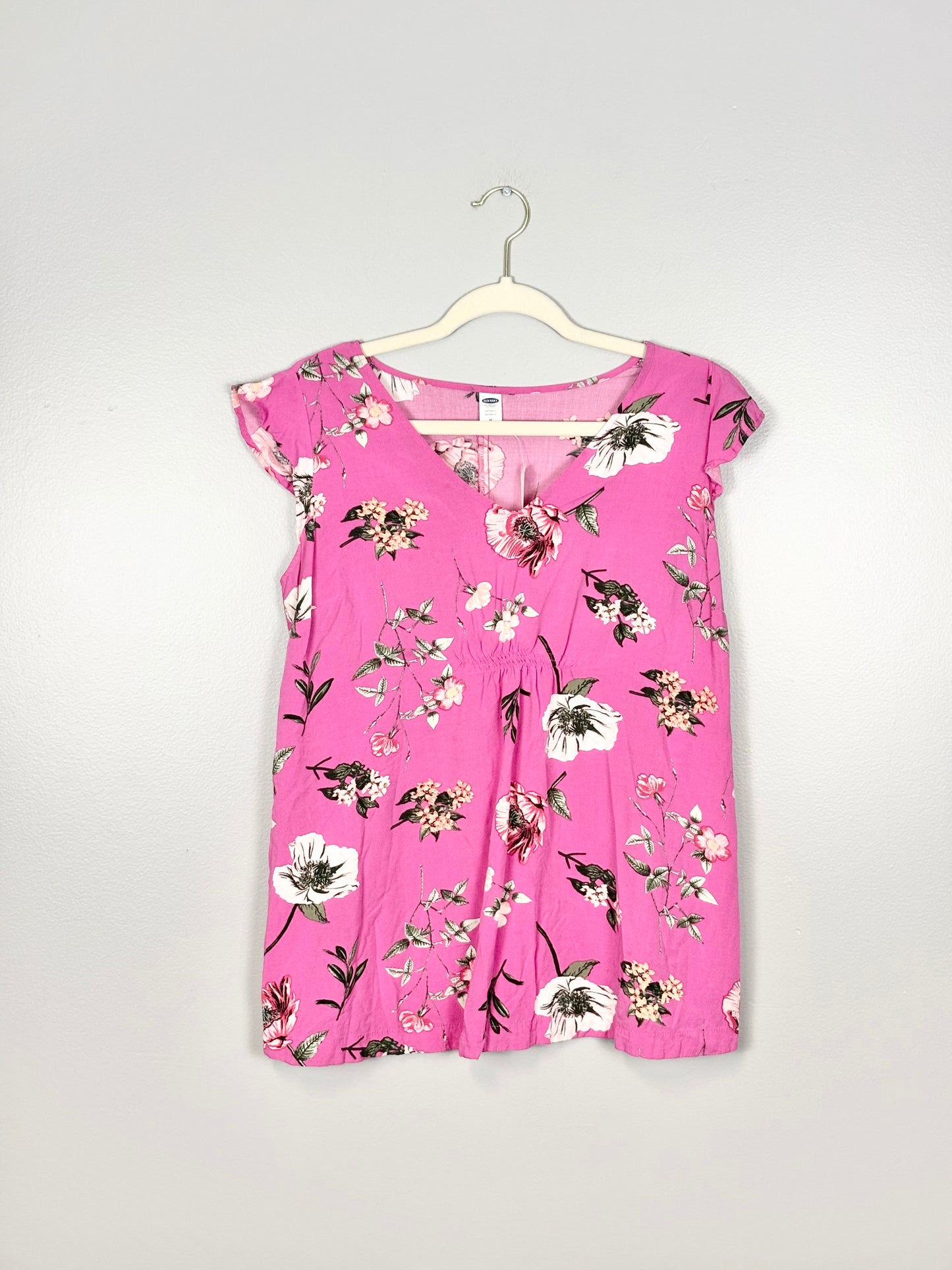 M - Old Navy Pink Floral Top