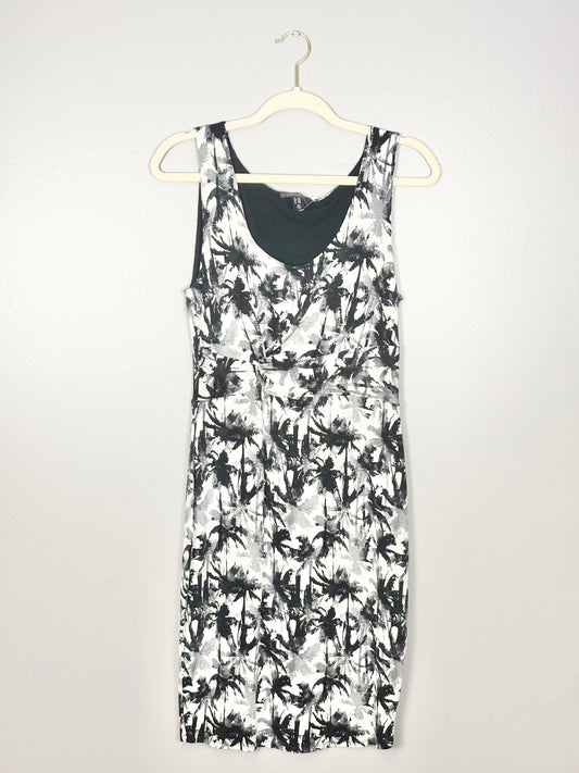 M - Stork & Babe Black Palm-Tree Dress